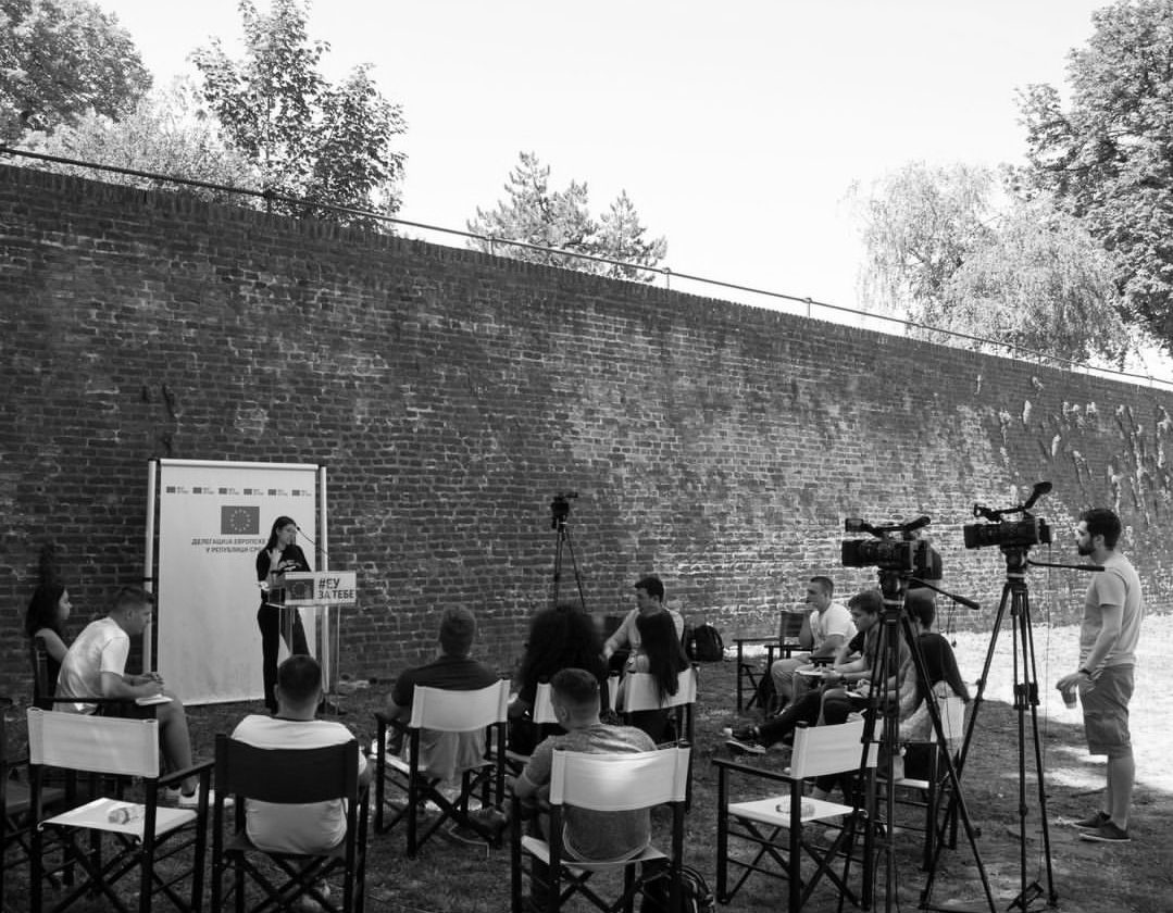 Milica Jovanović debating at the European Debate School